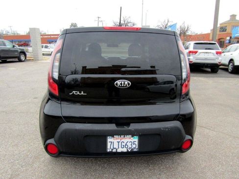 Used 2016 Kia Soul FWD image 6