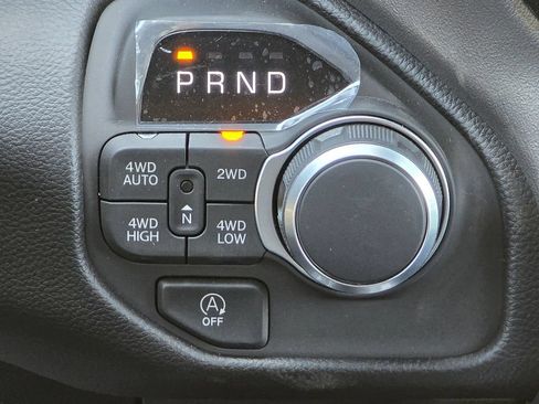 New 2026 RAM 1500 Big Horn AWD/4WD image 31