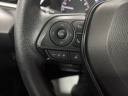Used 2023 Toyota Corolla LE image 15