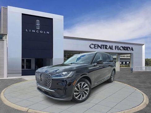 New 2025 Lincoln Aviator 2WD w/ Equipment Group 101A image 31