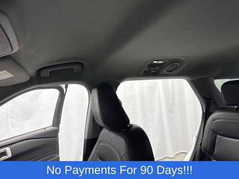 Used 2022 Ford Explorer XLT w/ Equipment Group 202A RWD image 22