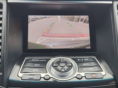 Used 2017 INFINITI QX70 2WD image 17