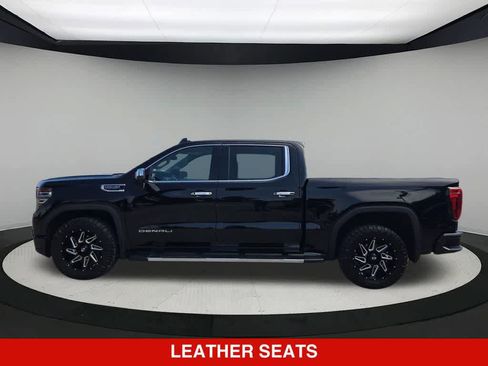 Used 2022 GMC Sierra 1500 Denali AWD/4WD image 3