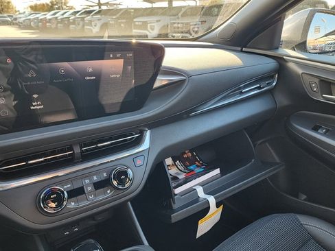 New 2026 Buick Envista Preferred w/ Convenience I Package image 32