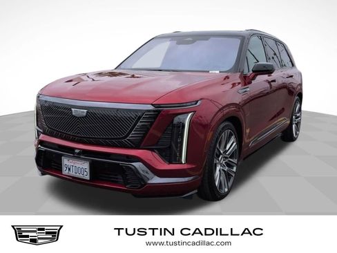 Used 2026 Cadillac Vistiq Platinum AWD/4WD image 1