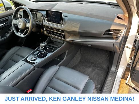 Certified 2023 Nissan Rogue SV w/ SV Premium B Package AWD/4WD image 21