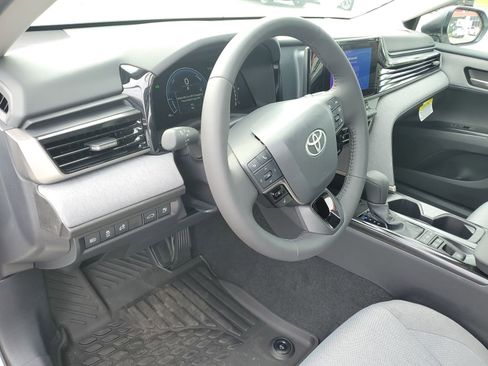 Certified 2025 Toyota Camry LE w/ Convenience Package FWD image 18