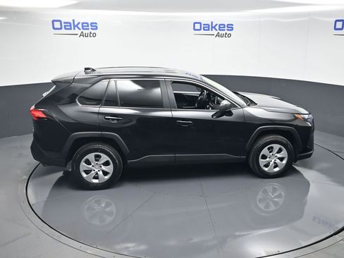 Used 2024 Toyota RAV4 LE AWD/4WD image 53