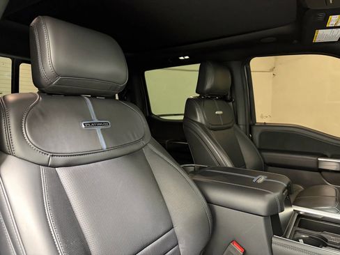 Used 2025 Ford F250 Platinum image 34