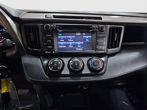 Used 2017 Toyota RAV4 LE image 14