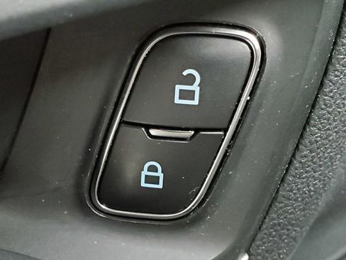 Used 2022 Ford Escape SE w/ Convenience Package image 25