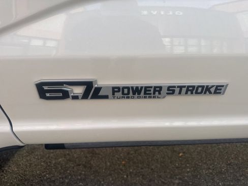 New 2026 Ford F250 Platinum w/ Tremor Off-Road Package image 15