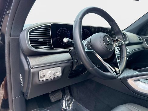 Certified 2025 Mercedes-Benz GLE 450e 4MATIC image 18