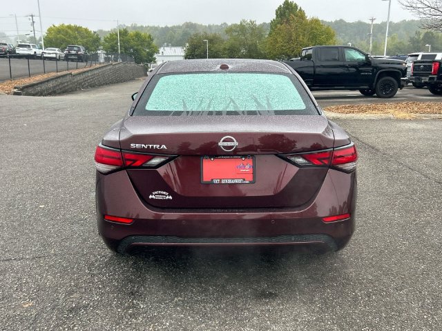 Certified 2025 Nissan Sentra SV FWD image 4