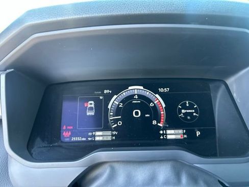 Used 2026 Toyota Tundra Limited AWD/4WD image 23