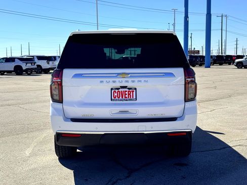 Used 2023 Chevrolet Suburban Premier w/ Advanced Technology Package image 7