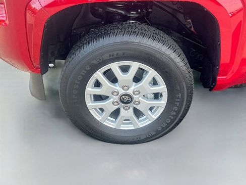 Used 2025 Toyota Tacoma SR5 image 32