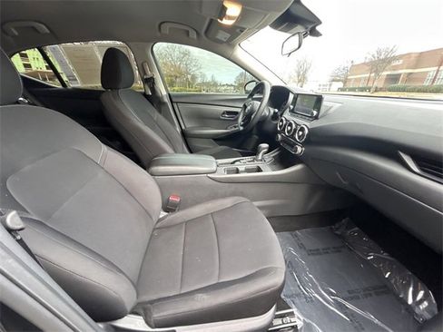 Used 2024 Nissan Sentra S image 21