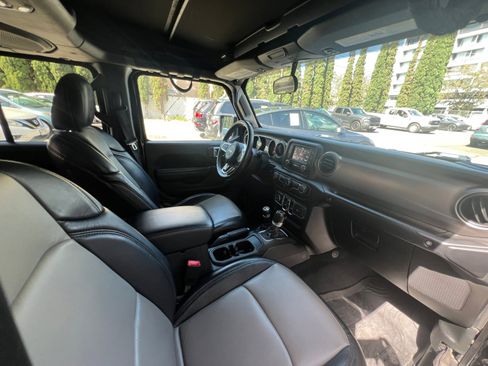 Used 2020 Jeep Gladiator Sport w/ Quick Order Package 24S image 22