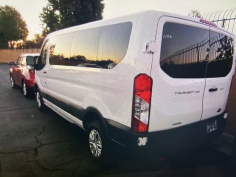 Used 2023 Ford Transit 350 XLT image 15
