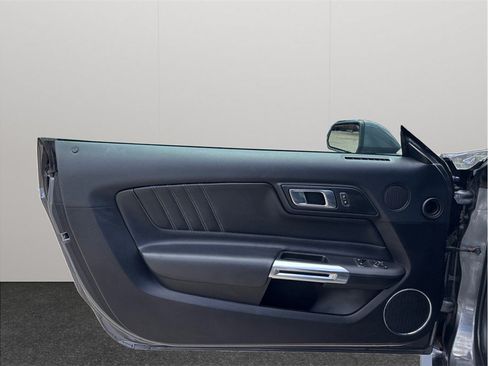 Used 2022 Ford Mustang Premium RWD image 22