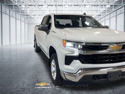 Certified 2023 Chevrolet Silverado 1500 LT AWD/4WD image 4