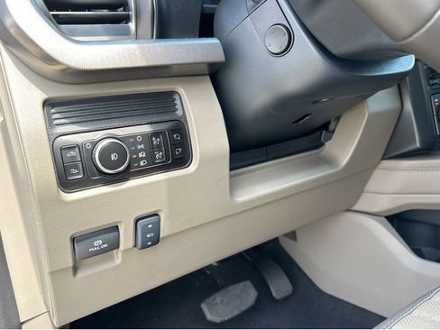 Used 2026 Ford F250 Platinum w/ Platinum Plus Package AWD/4WD image 36