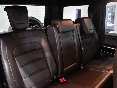 Certified 2025 Mercedes-Benz G 63 AMG 4MATIC image 30