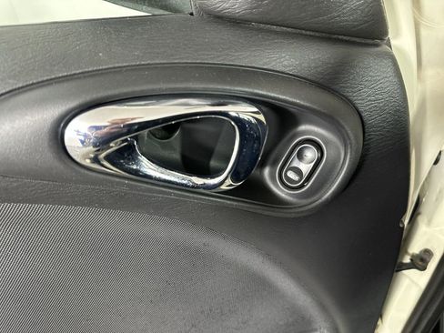 Used 2004 Chrysler PT Cruiser FWD image 18