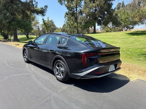 Used 2025 Kia K4 FWD image 10