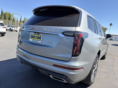Used 2023 Cadillac XT6 Sport w/ Technology Package AWD/4WD image 51