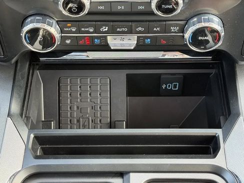 Used 2023 Ford F250 Lariat w/ Sport Appearance Package image 27