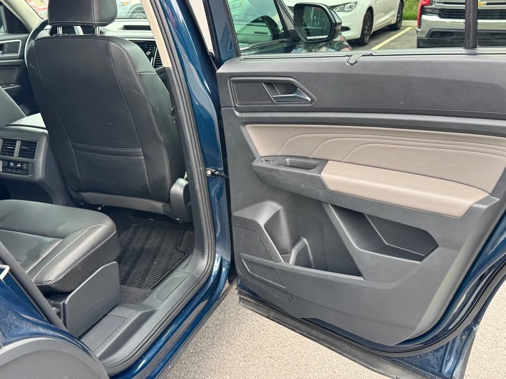 Used 2023 Volkswagen Atlas SE w/ Panoramic Sunroof Package AWD/4WD image 27