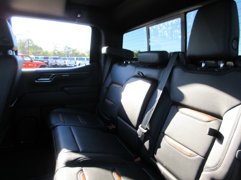 Used 2022 GMC Sierra 1500 AT4 w/ AT4 Premium Package AWD/4WD image 23