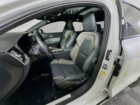 Used 2022 Volvo S60 B5 R-Design w/ Advanced Package image 19