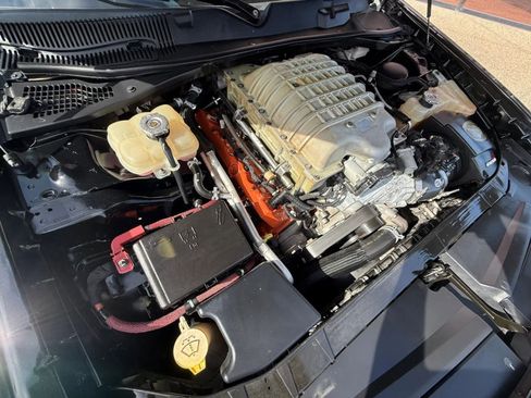 Used 2015 Dodge Challenger SRT Hellcat RWD image 24