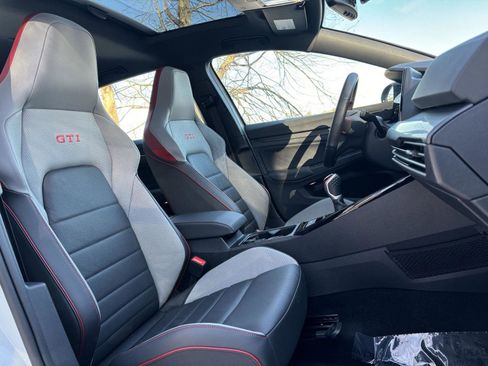 Used 2024 Volkswagen GTI Autobahn image 24