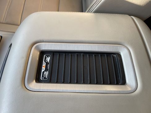 Used 2018 GMC Yukon Denali w/ Denali Ultimate Package image 23