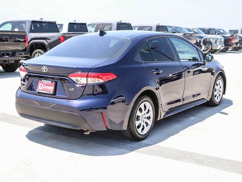 Used 2023 Toyota Corolla LE FWD image 6