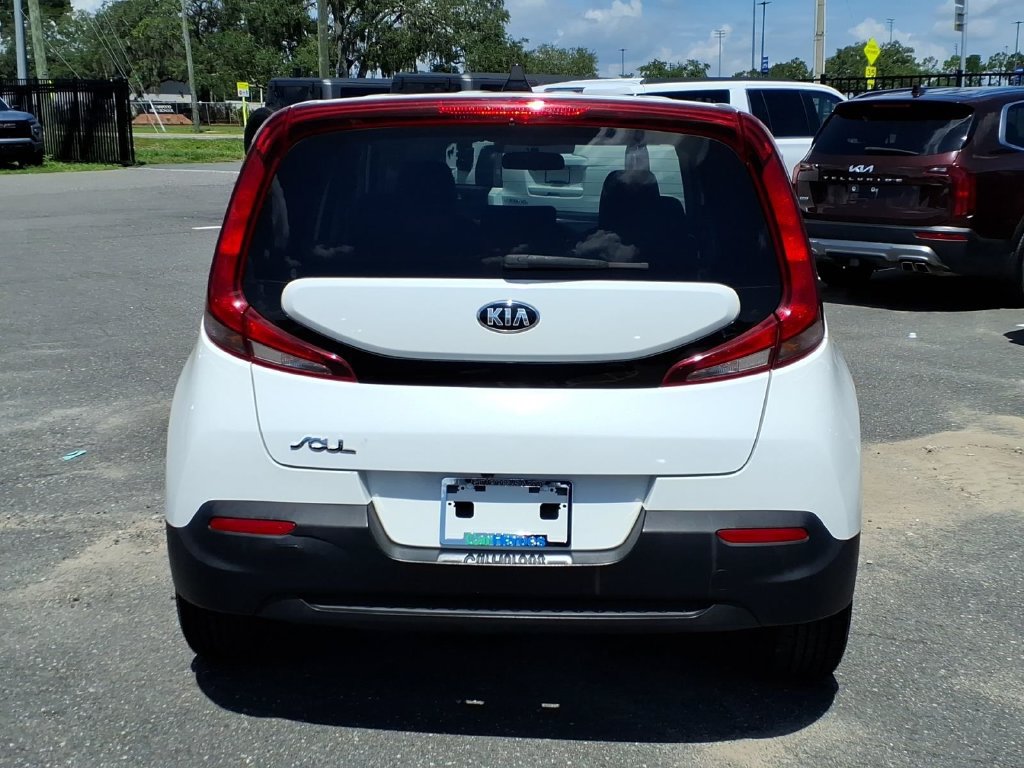 Used 2021 Kia Soul LX FWD image 6