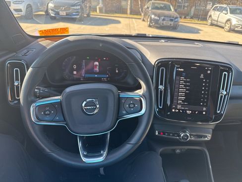 Certified 2023 Volvo C40 P8 Recharge Plus w/ Protection Package Premier image 19