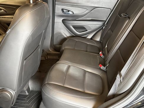 Used 2020 Buick Encore Essence image 21