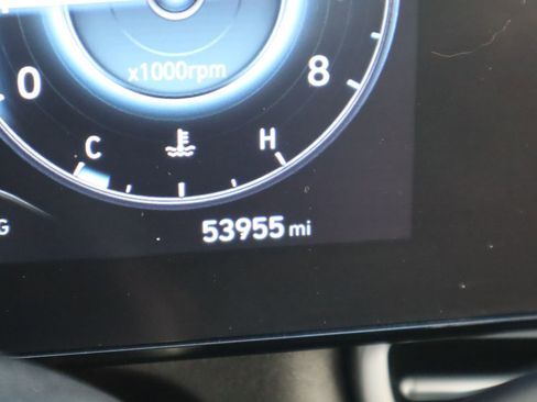 Used 2024 Hyundai Elantra SEL FWD image 34