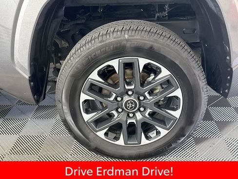 Used 2024 Toyota Tundra Limited w/ Power Package AWD/4WD image 4
