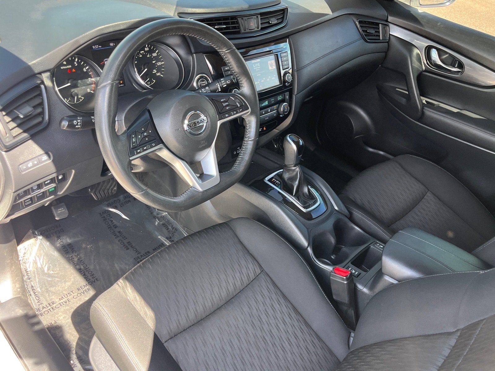 Used 2020 Nissan Rogue SV AWD/4WD image 16
