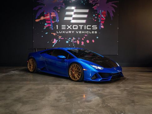 Used 2020 Lamborghini Huracan EVO AWD/4WD image 4