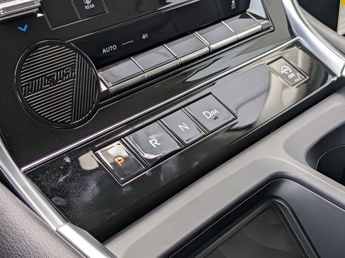 New 2026 Nissan Armada SV AWD/4WD image 18