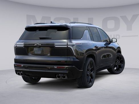 New 2026 Chevrolet Traverse RS w/ LPO, Floor Liner Package image 4