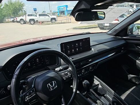 Used 2023 Honda Accord Sport image 16