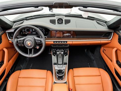 New 2026 Porsche 911 Carrera 4S image 25